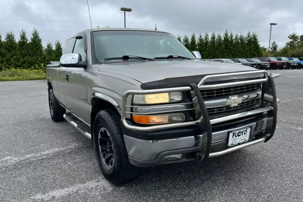 2001 Chevrolet Silverado 1500 LT photo 1