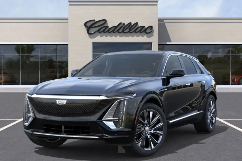 2026 Cadillac Lyriq Luxury photo 1