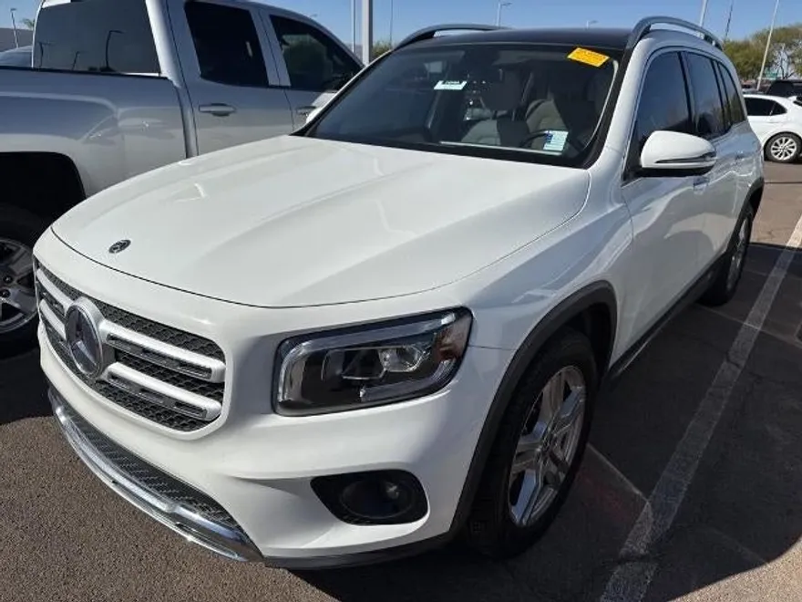 2020 Mercedes Benz GLB 250 photo 1