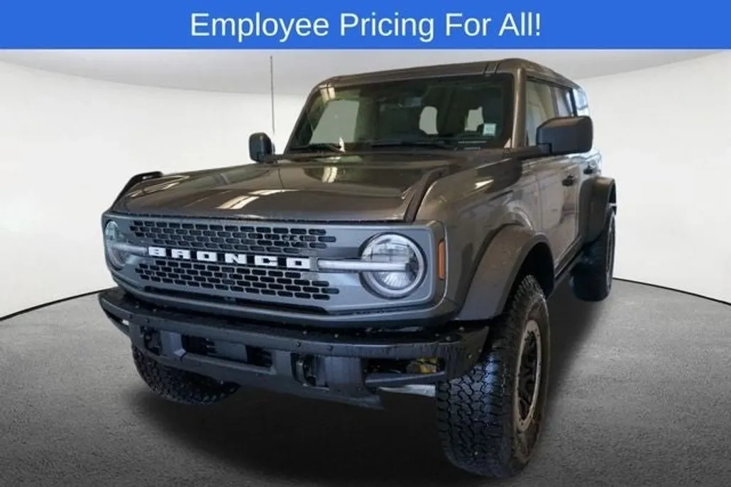 2025 Ford Bronco Badlands photo 1