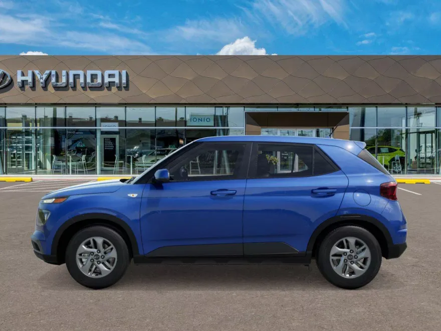 2025 Hyundai Venue SE photo 1
