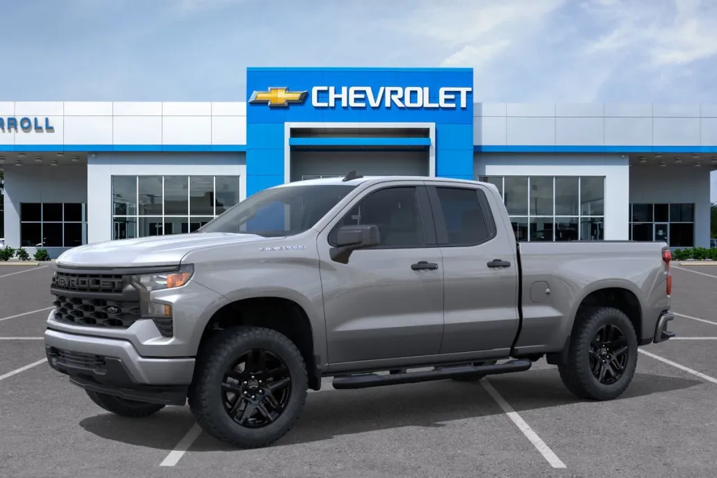 2026 Chevrolet Silverado 1500 Custom photo 1