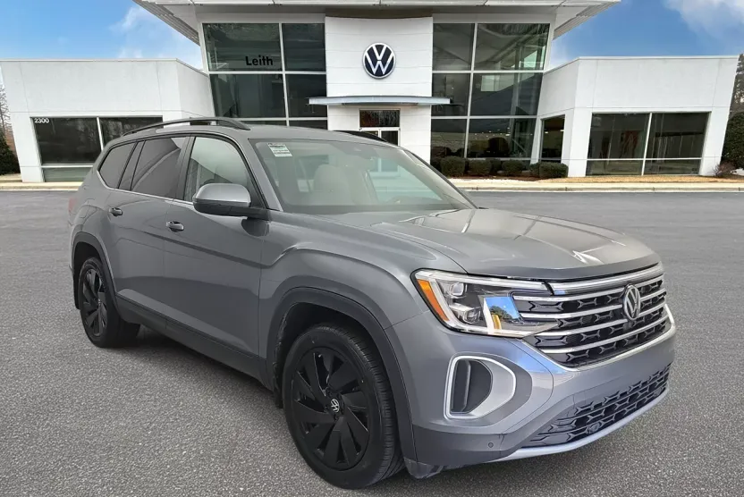 2024 Volkswagen Atlas SE Technology photo 1