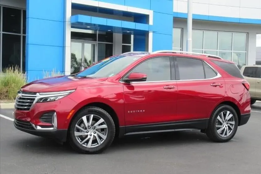 2024 Chevrolet Equinox Premier photo 1