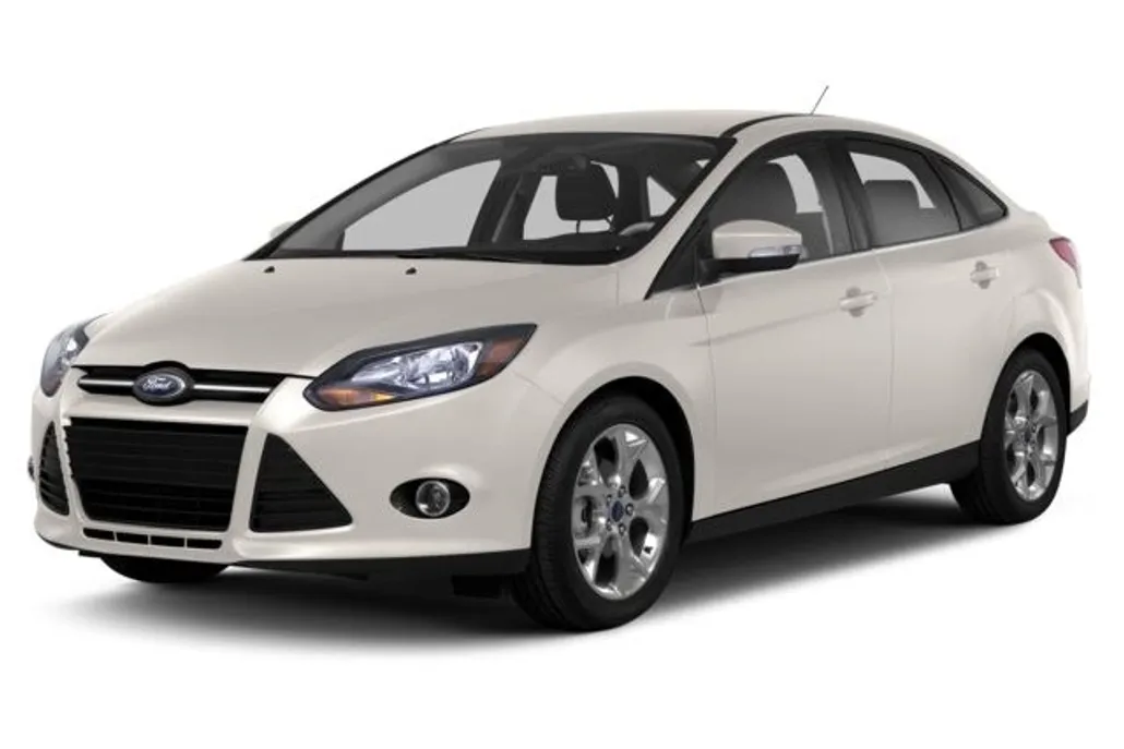 2013 Ford Focus Titanium Sedan photo 1