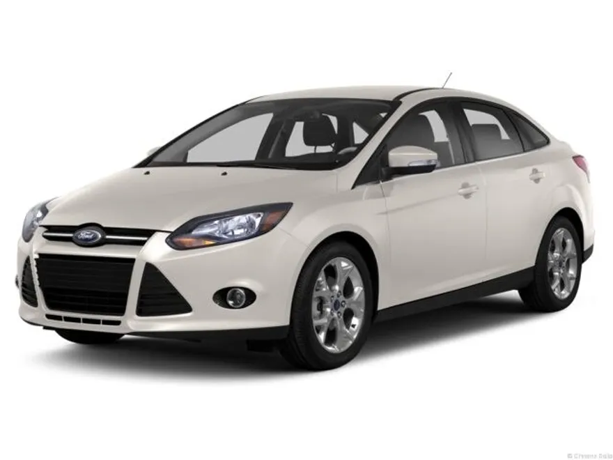 2013 Ford Focus Titanium Sedan photo 1