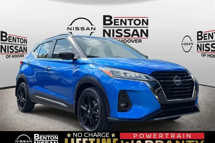 2024 Nissan Kicks SR photo 1