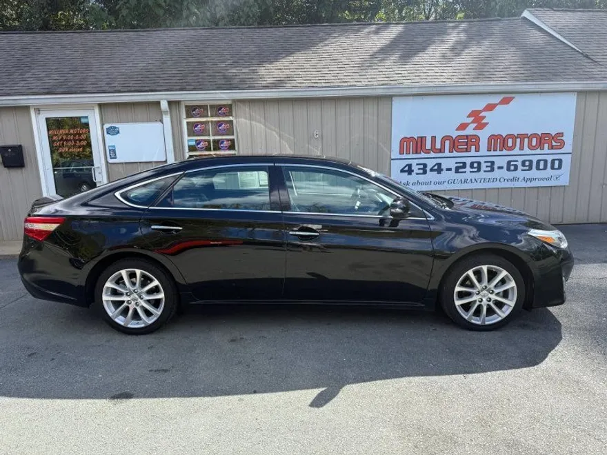 2013 Toyota Avalon XLE Touring photo 1