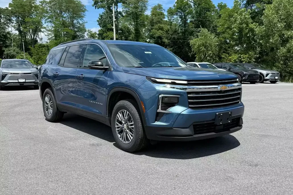 2025 Chevrolet Traverse photo 1