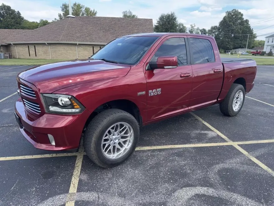 2015 Ram 1500 Sport photo 1