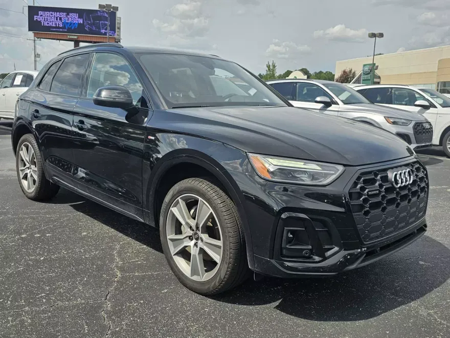 2025 Audi Q5 S line Premium photo 1