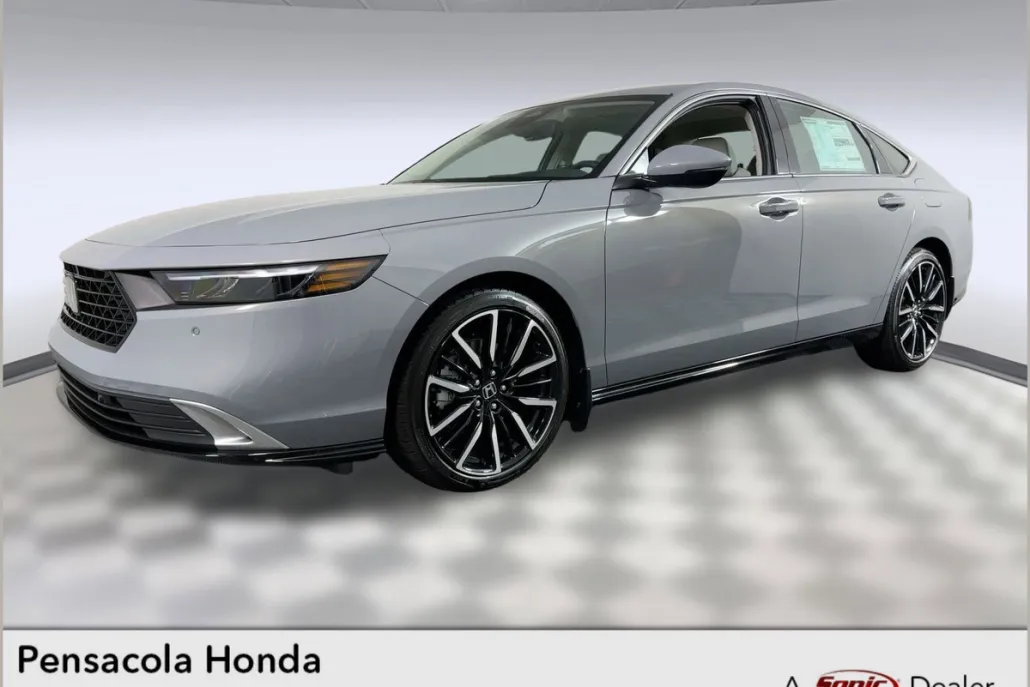 2025 Honda Accord Hybrid Touring photo 1