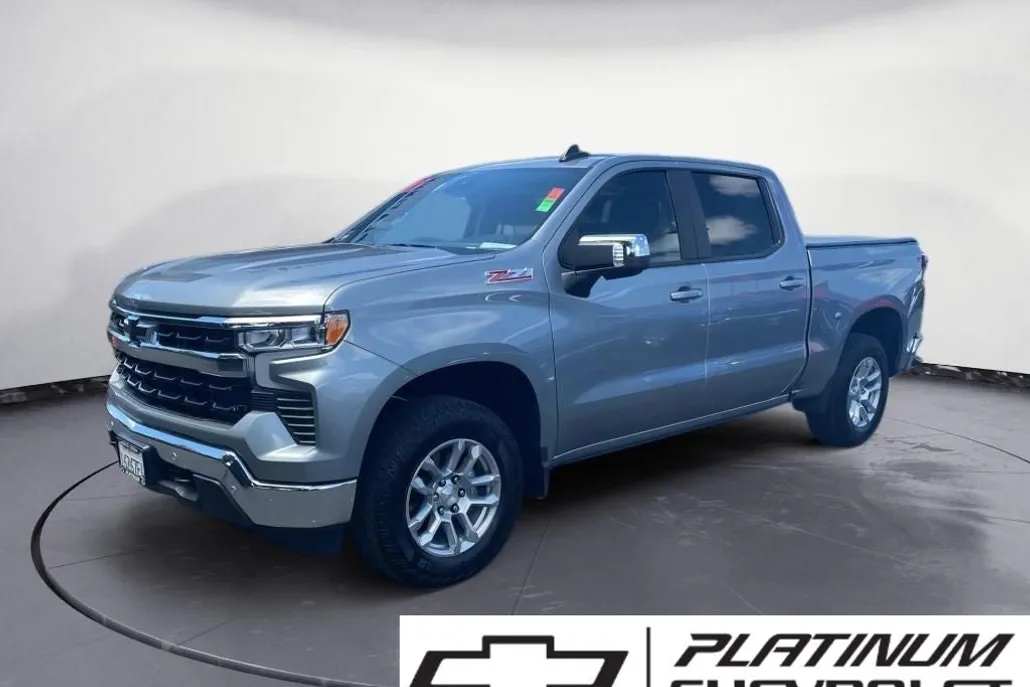 2025 Chevrolet Silverado 1500 LT photo 1