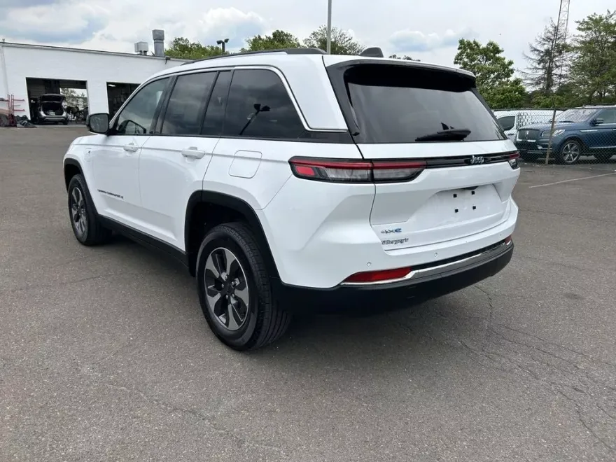 2023 Jeep Grand Cherokee 4xe Base photo 1