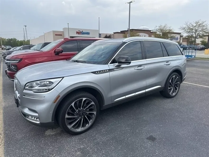 2020 Lincoln Aviator Reserve photo 1