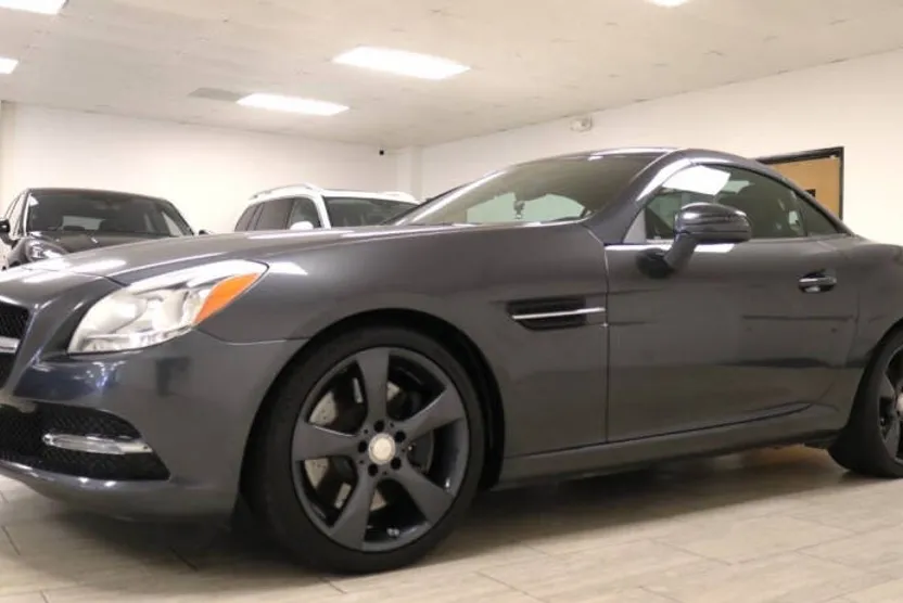 2012 Mercedes Benz SLK 350 photo 1
