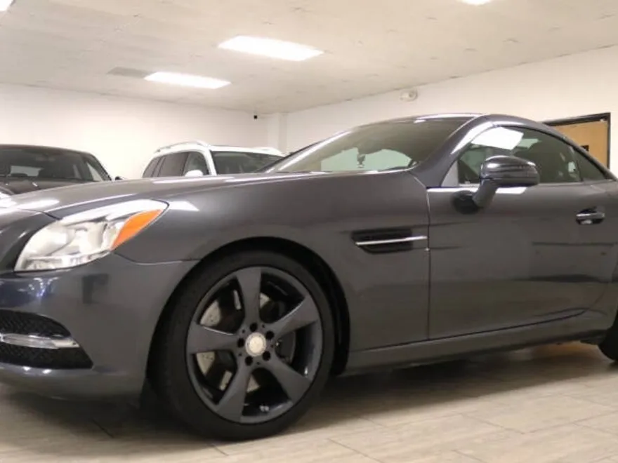 2012 Mercedes Benz SLK 350 photo 1
