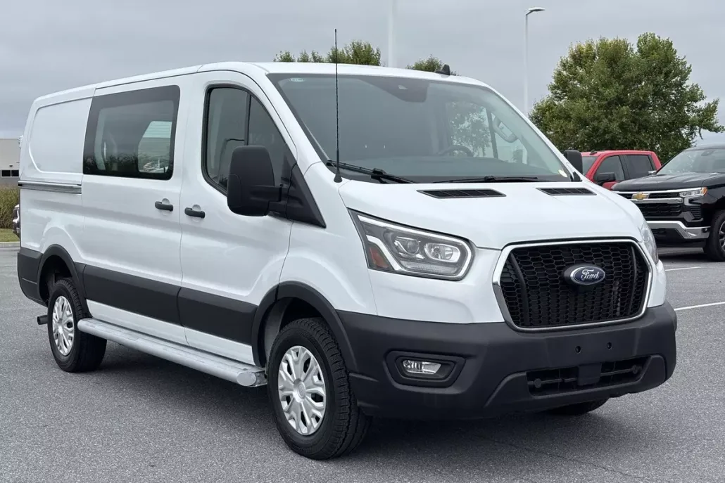 2023 Ford Transit Cargo Van photo 1