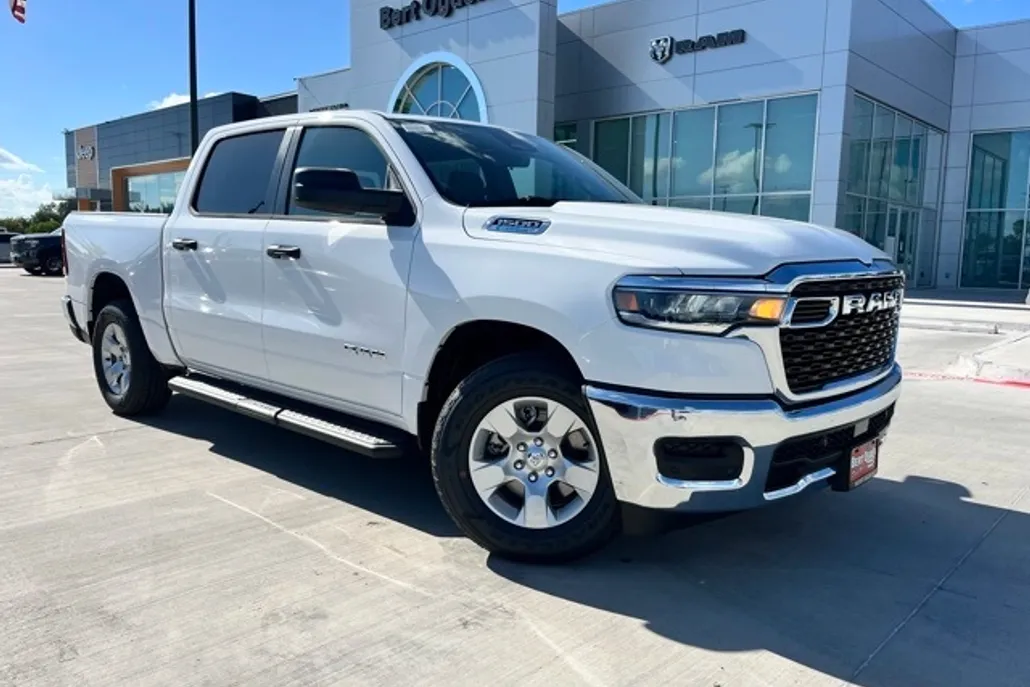 2025 Ram 1500 Tradesman photo 1