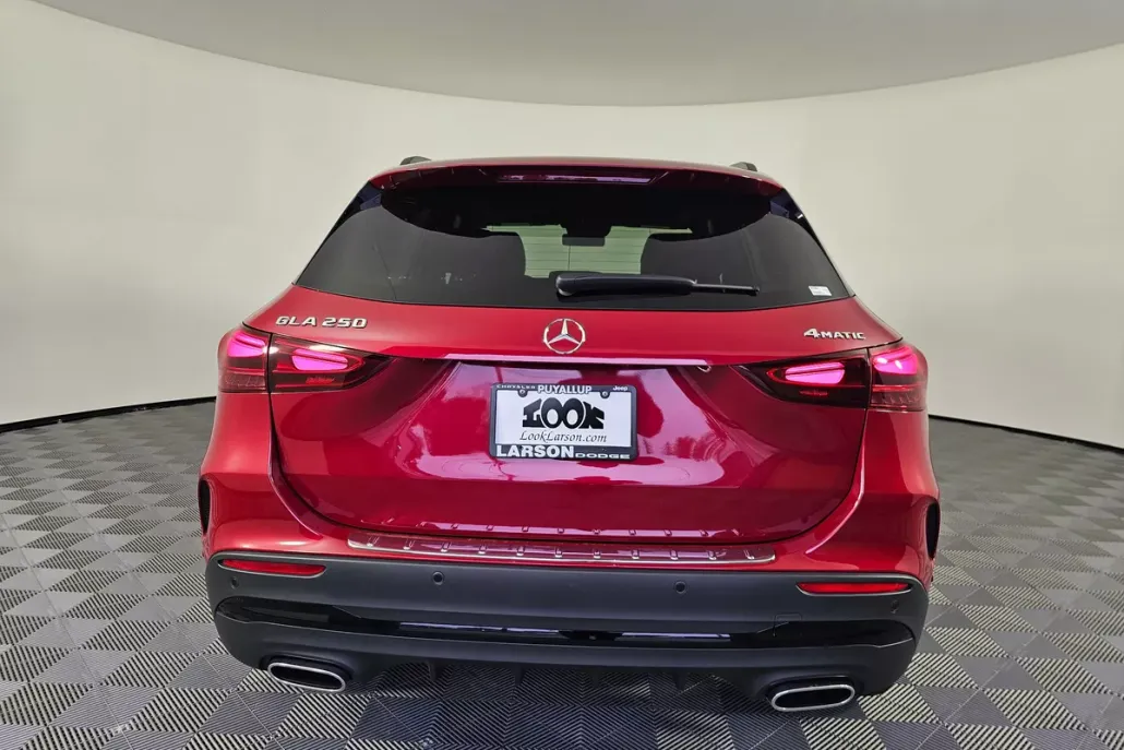 2025 Mercedes Benz GLA 250 photo 1