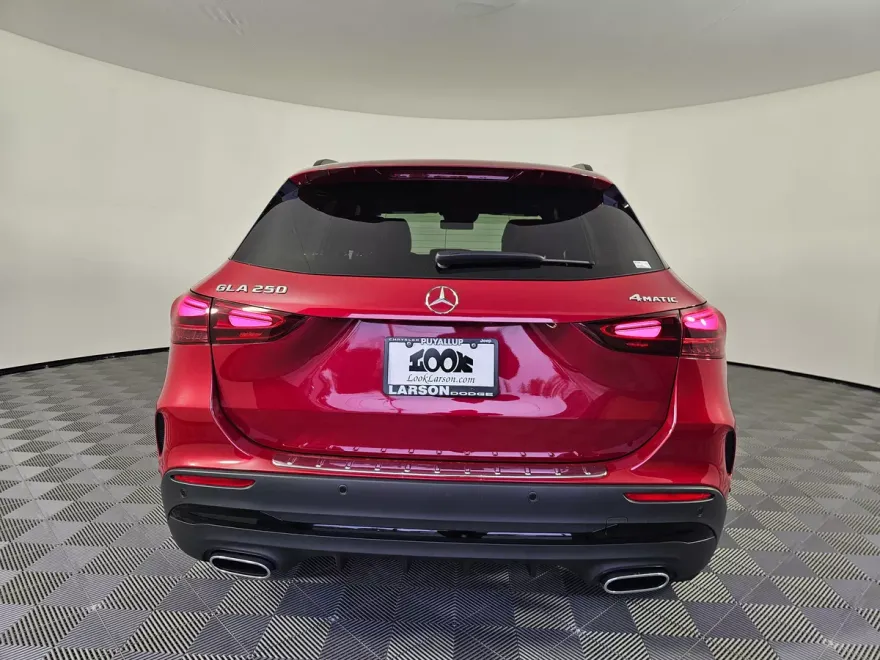 2025 Mercedes Benz GLA 250 photo 1