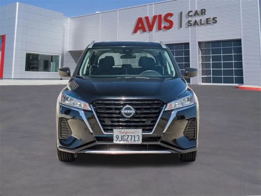 2024 Nissan Kicks SV photo 1
