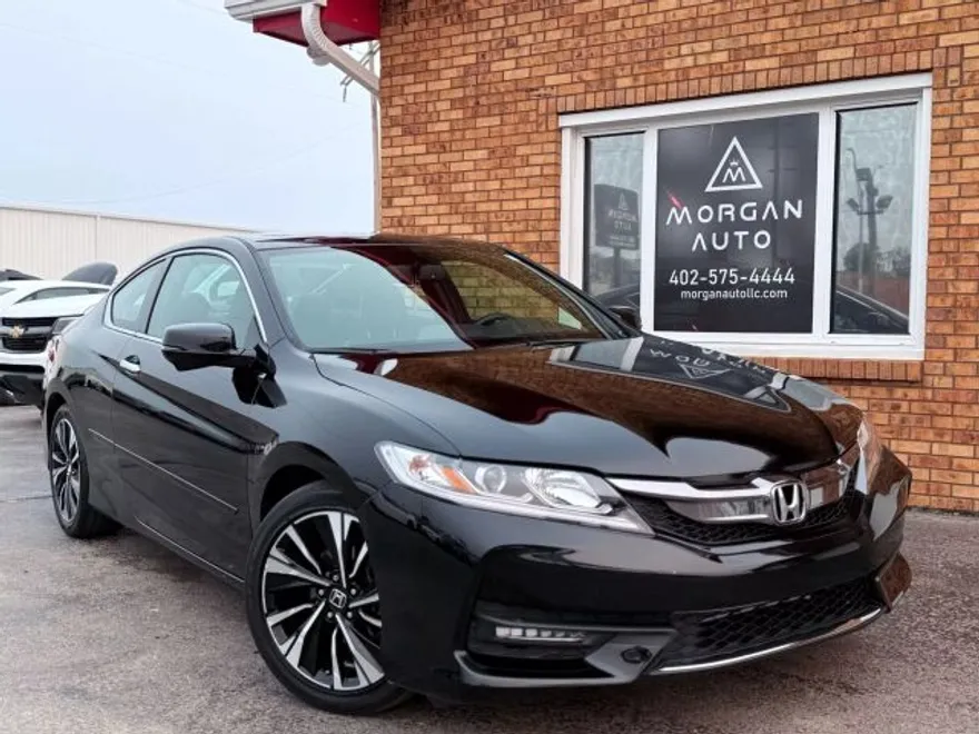2016 Honda Accord EX-L photo 1