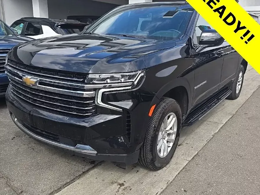 2024 Chevrolet Suburban LT photo 1