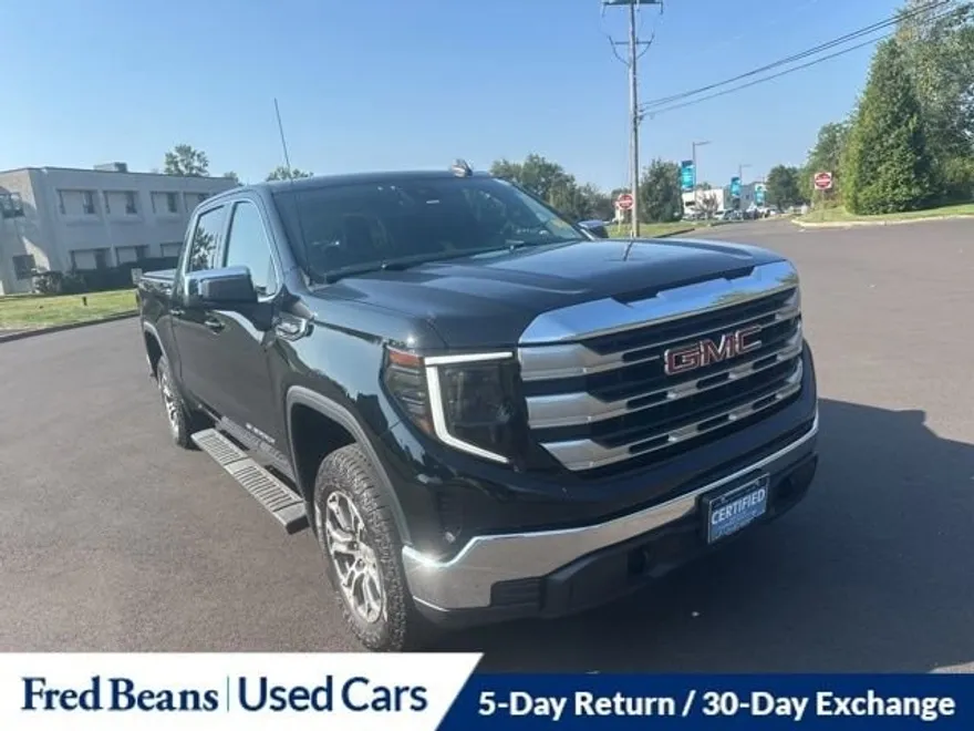 2022 Gmc Sierra 1500 SLE photo 1