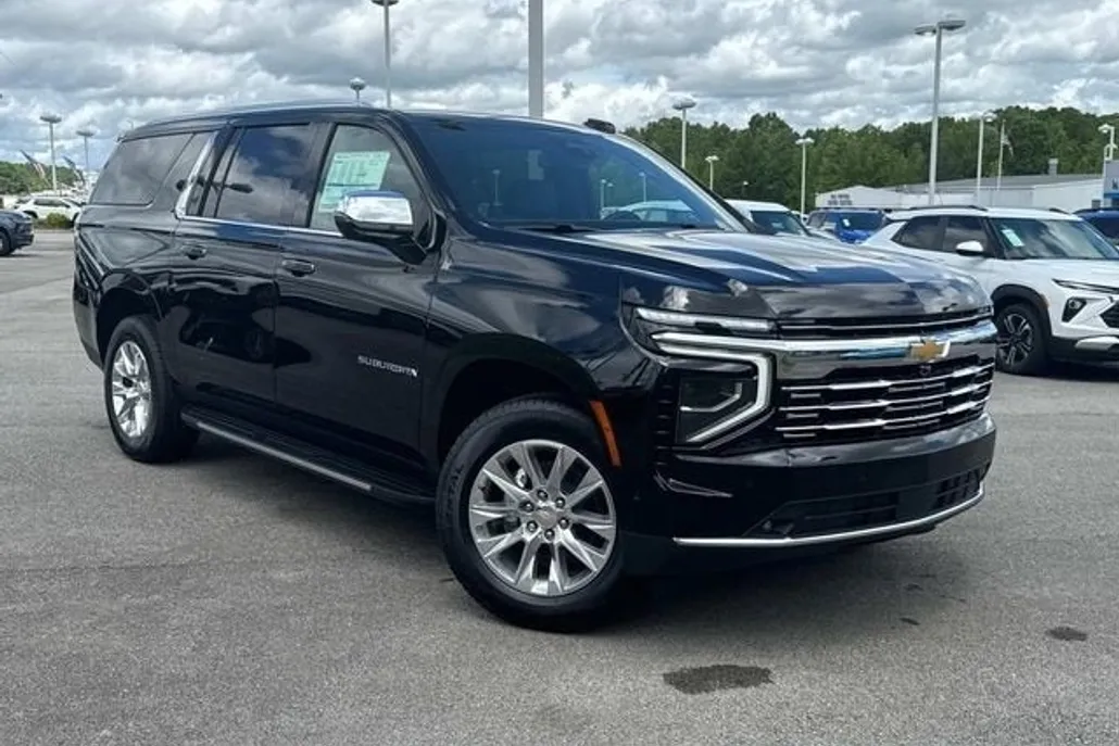 2025 Chevrolet Suburban Premier photo 1