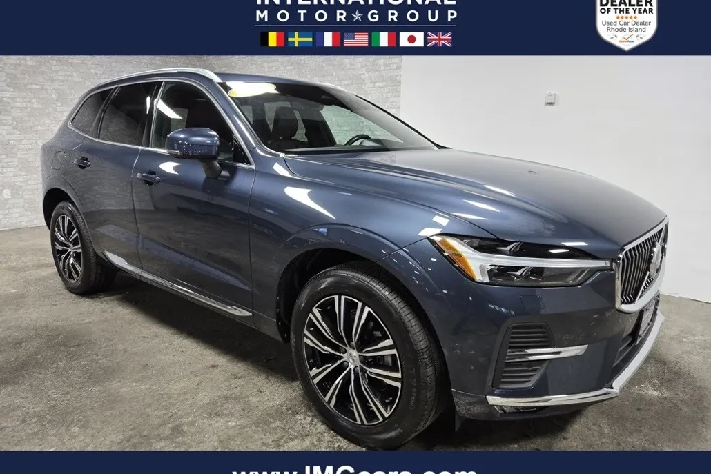 2022 Volvo XC60 B5 Inscription photo 1