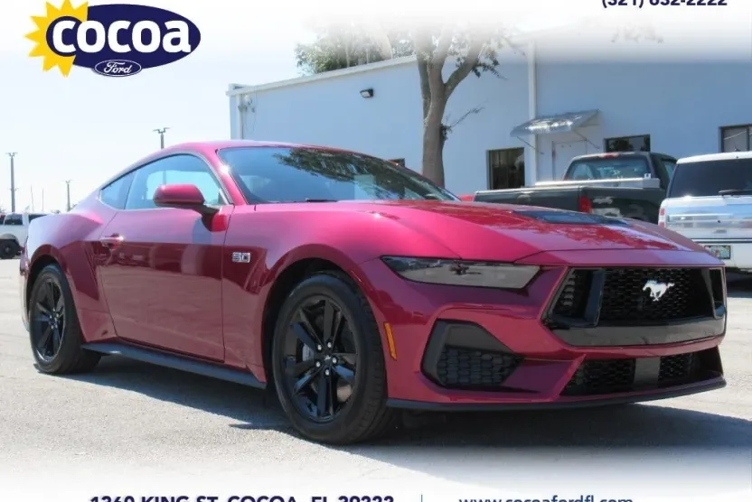 2025 Ford Mustang GT photo 1
