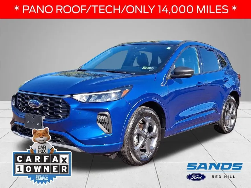 2023 Ford Escape ST-Line photo 1