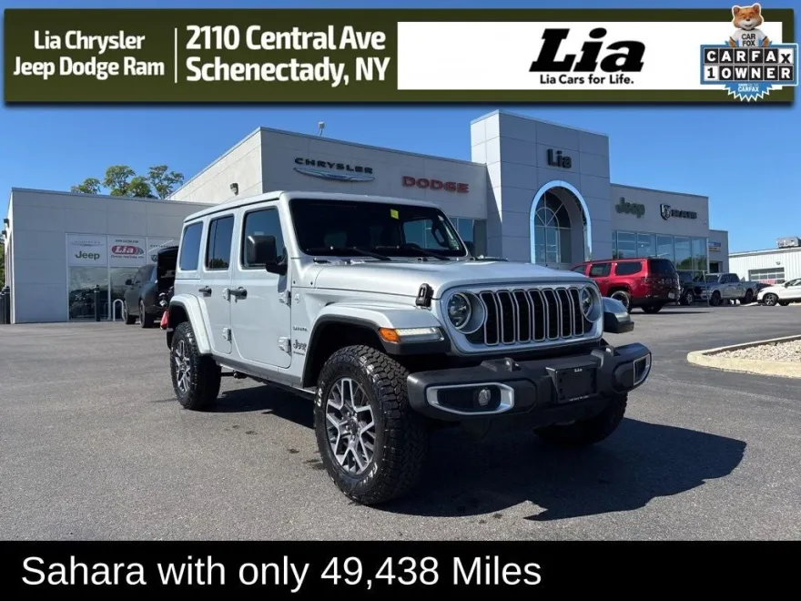 2024 Jeep Wrangler Sahara photo 1