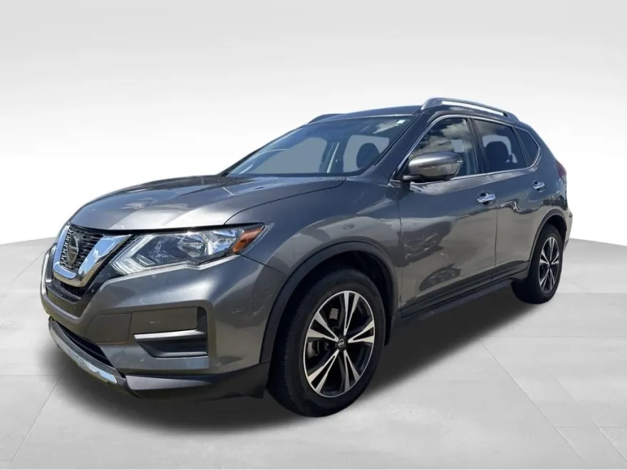 2020 Nissan Rogue SV photo 1