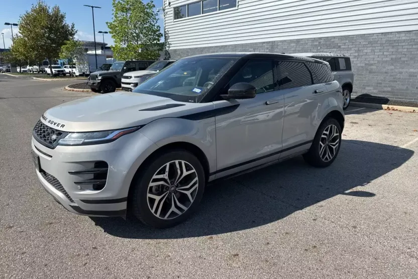 2023 Land Rover Range Rover Evoque R-Dynamic S photo 1