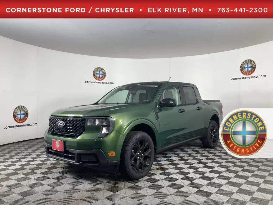 2025 Ford Maverick XLT photo 1