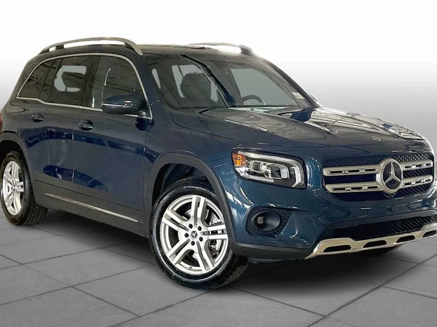 2023 Mercedes Benz GLB 250 photo 1