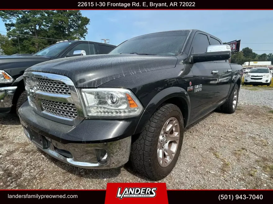2016 Ram 1500 Laramie photo 1