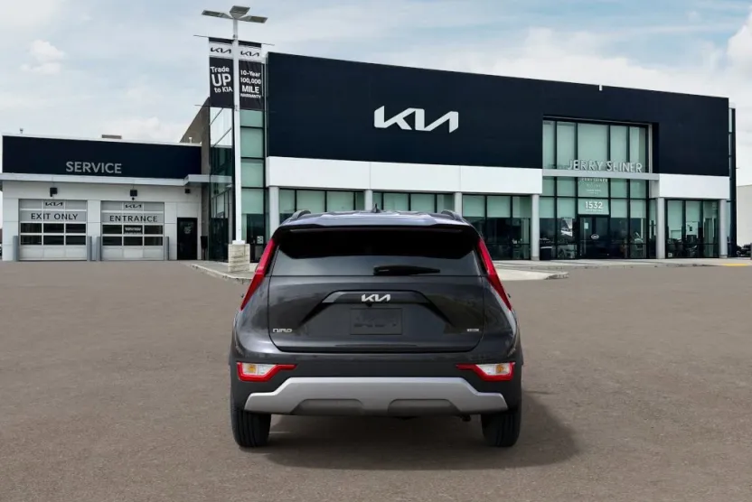 2025 Kia Niro EX photo 1