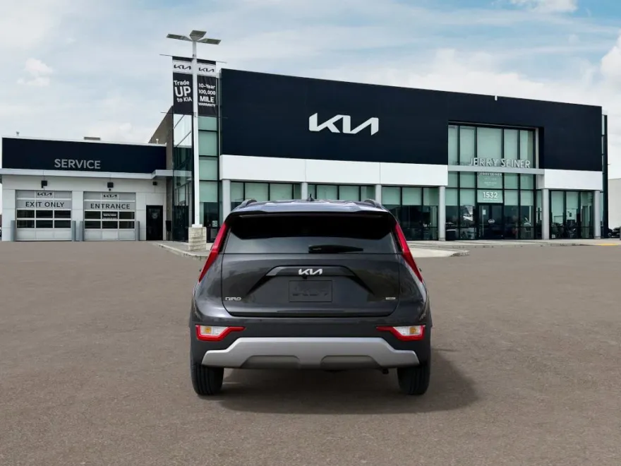 2025 Kia Niro EX photo 1