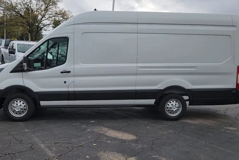 2025 Ford Transit Cargo Van photo 1