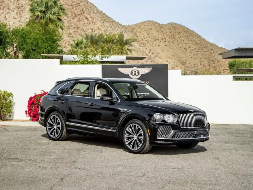 2025 Bentley Bentayga Base photo 1