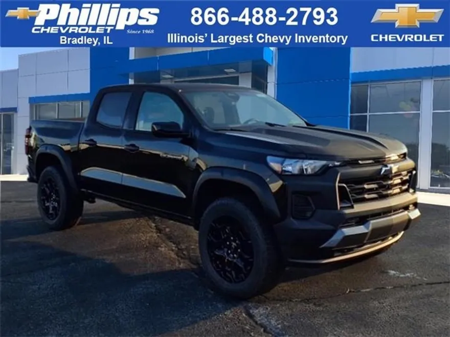 2026 Chevrolet Colorado Trail Boss photo 1
