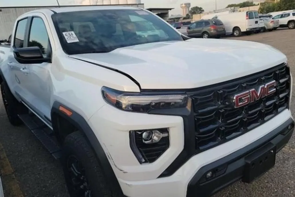 2023 Gmc Canyon Elevation photo 1