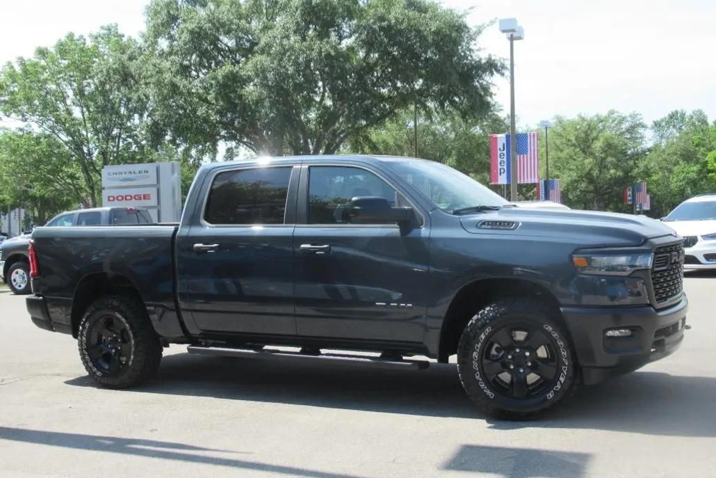 2025 Ram 1500 Warlock photo 1