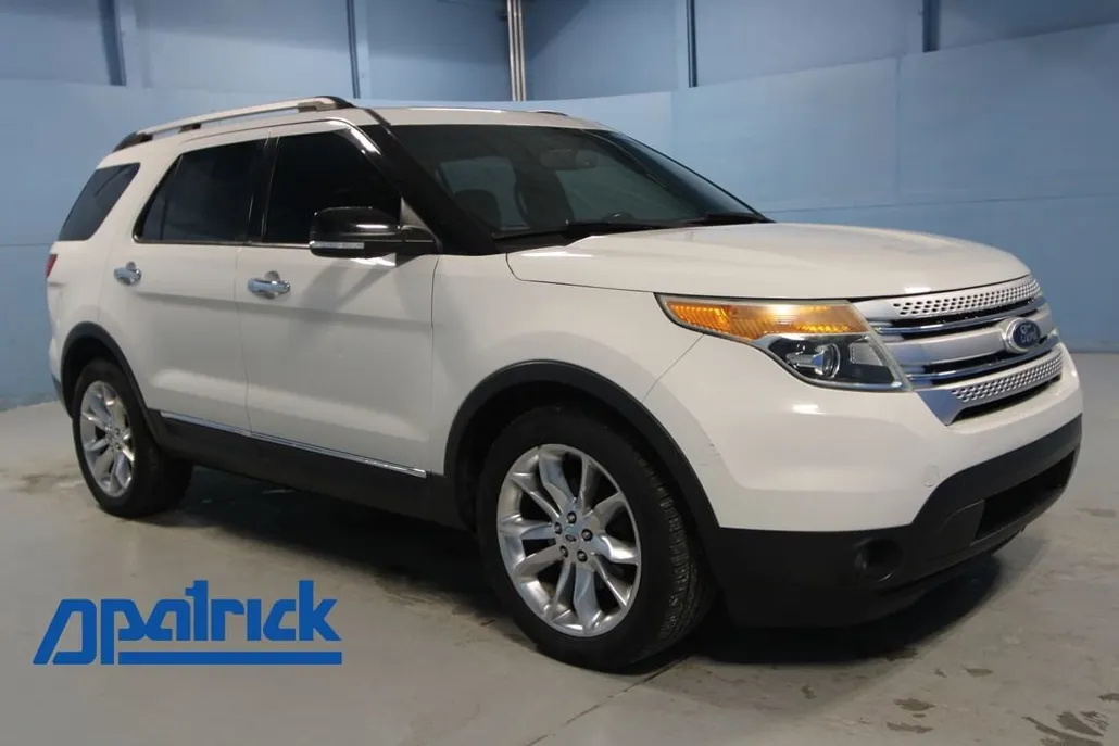 2011 Ford Explorer XLT Sport photo 1