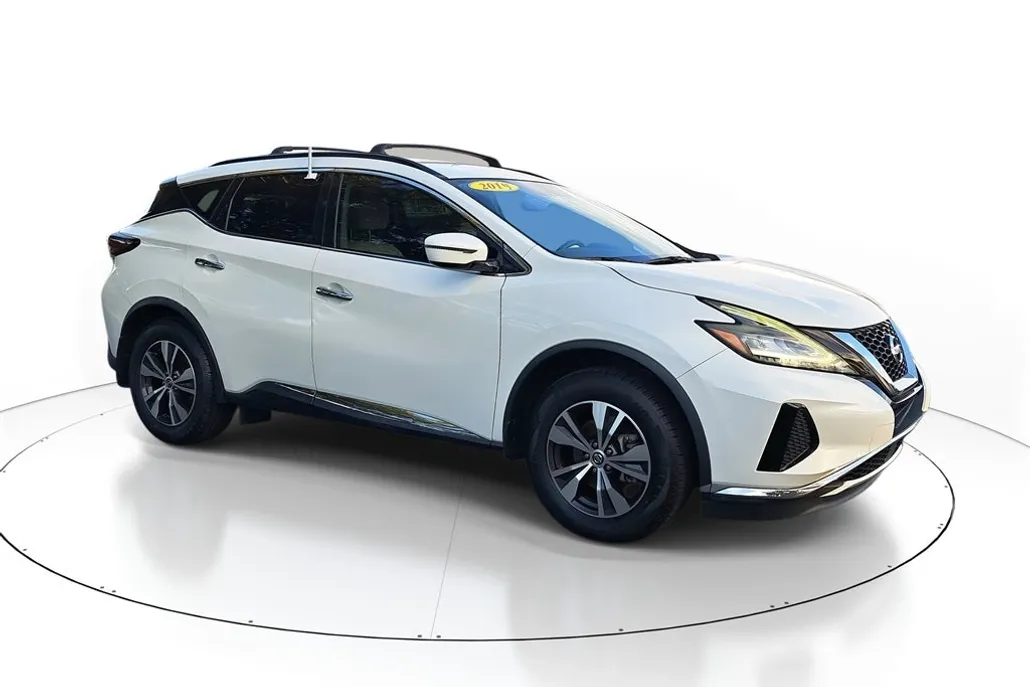 2019 Nissan Murano SV photo 1