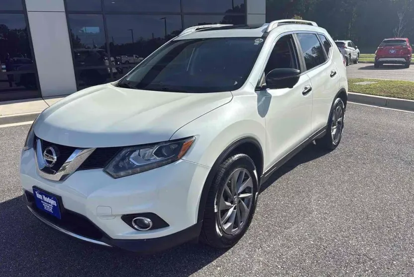 2016 Nissan Rogue SL photo 1