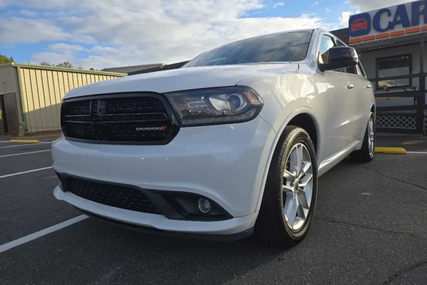 2019 Dodge Durango SXT photo 1